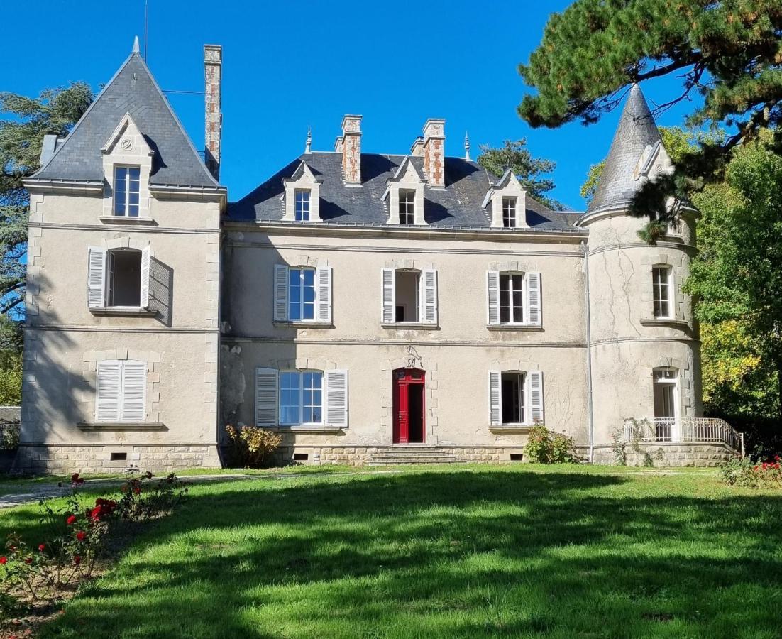 Chambres D'Hotes Chateau De Saint Etienne Du Bois Exteriör bild