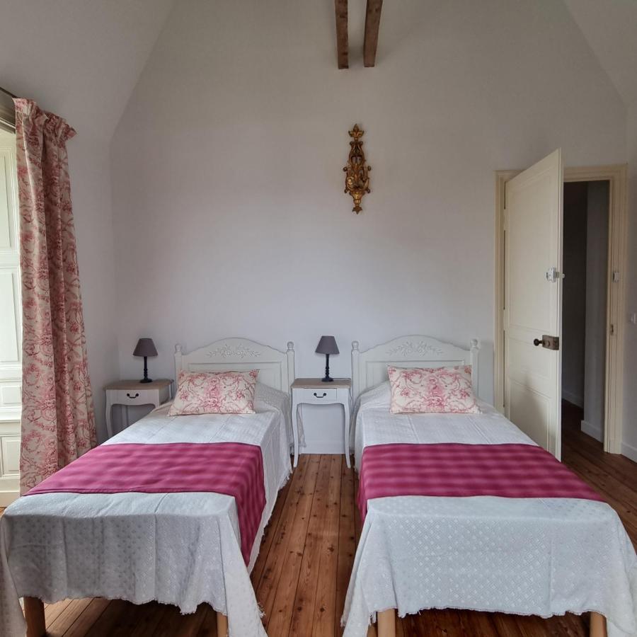 Chambres D'Hotes Chateau De Saint Etienne Du Bois Exteriör bild